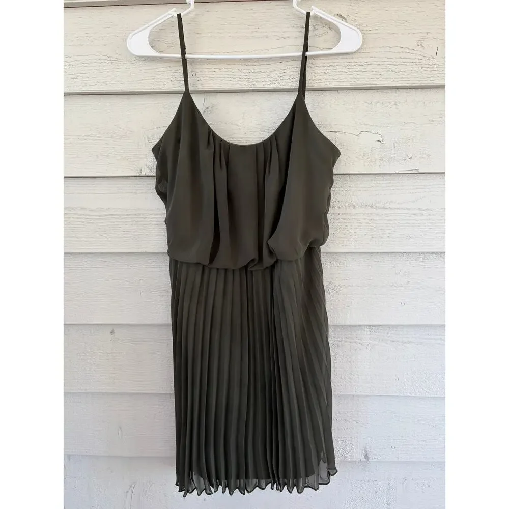 Bisou Bisou Olive Green Pleated Chiffon Dress Spaghetti Strap Size 6 - Picture 2 of 5